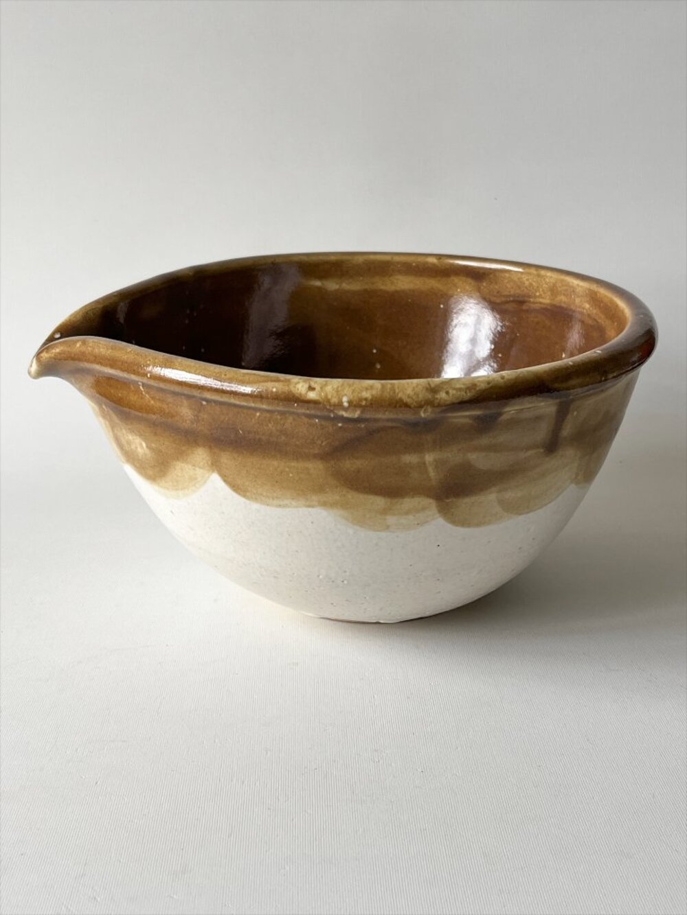 Vintage 1991 Studio Pottery Spouted Mixing Bowl Hand-thrown Signed 8"